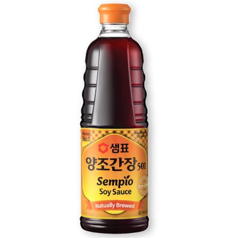 Sempio Naturally Brewed  Soy Sauce 501 ( Kosher ) 930ml